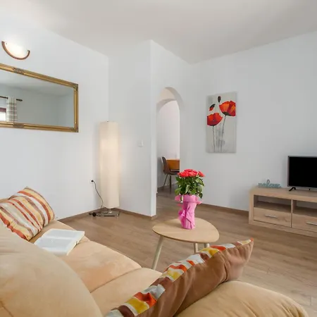 Marea 2 Mit Pool, 200m Vom Apartman Poreč