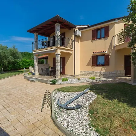 Marea 2 Mit Pool, 200m Vom Apartman