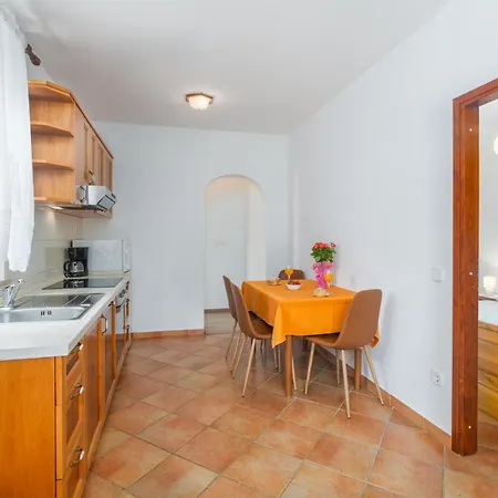 Marea 2 Mit Pool, 200m Vom Apartman Poreč
